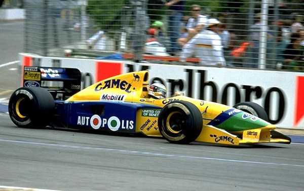 Michael Schumacher guia a B191 pela primeira vez (Foto: Divulgação)