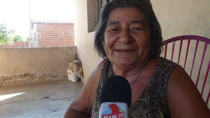 Moradora da Comunidade da Varjota a senhora Nesir Rosa (Foto: Fagner Leandro FAJI)