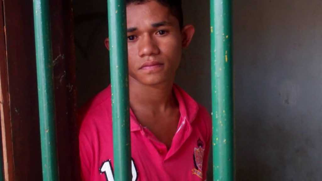 Danilo Pereira de Oliveira preso pela polícia civil (Foto: Cavalcante Neto)