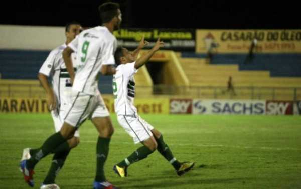 Icasa comemora gol contra Boa Esporte na última rodada (Foto: Cícero Valério/Agência Miséria de Comunicação)