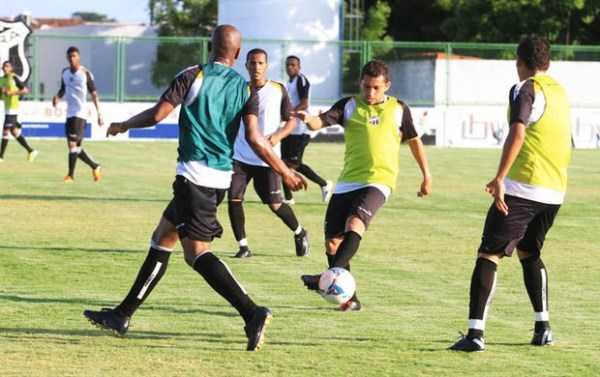 Ceará começou treinamentos na segunda-feira (Foto: Divulgação/Cearasc.com)