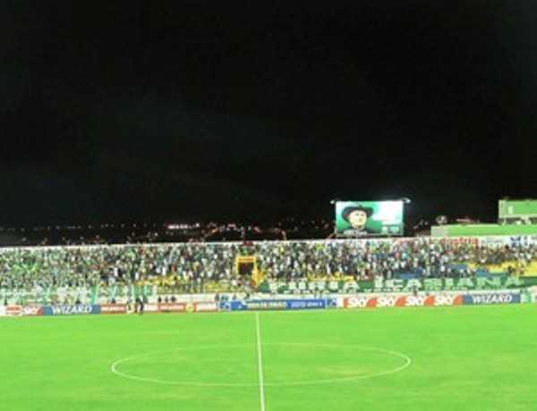 Estádio Romeirão está liberado para receber jogos do Estadual 2014 (Foto: Marcelo Hazan)