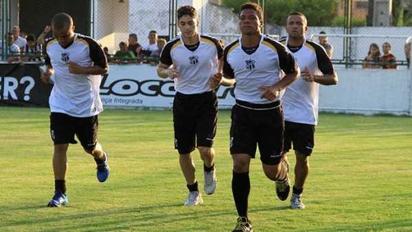Samuel Xavier, Luiz Henrique, Robério e Rogerinho na reapresentação do Vovô (Foto: Divulgação/CearáSC.com)