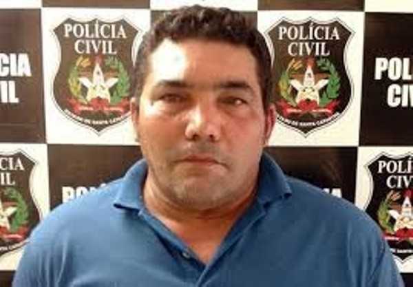 Anastácio Oliveira Lopes acusado de duplo homicídio