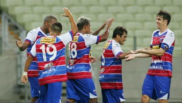 Fortaleza goleou o Ferroviário e segue com 100% de aproveitamento no Cearense (Foto: Kléber Gonçalves/Agência Diário)