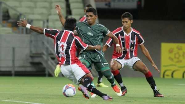 Icasa vence Ferroviário na Arena Castelão (Foto: Kiko Silva/Agência Diário)