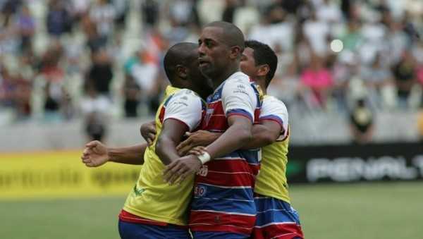 Robert marcou contra o Ceará e determinou empate no Clássico-Rei deste domingo (Foto: Bruno Gomes/Agência Diário)