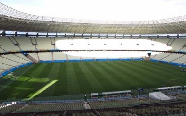 Arena Castelão foi o primeiro estádio da Copa a ser entregue (Foto: Juscelino Filho/Globoesporte.com)