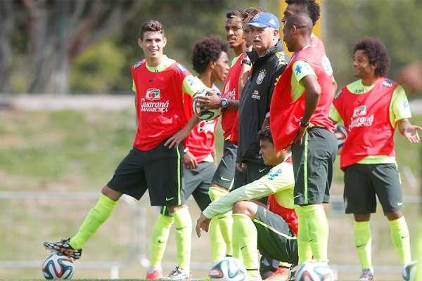 Felipão não antecipa time, mas garante que Seleção está pronta para suprir perdas de Neymar e Thiago Silva