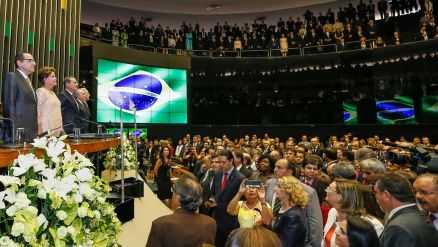 Dilma firmou compromissos durante discurso no Congresso