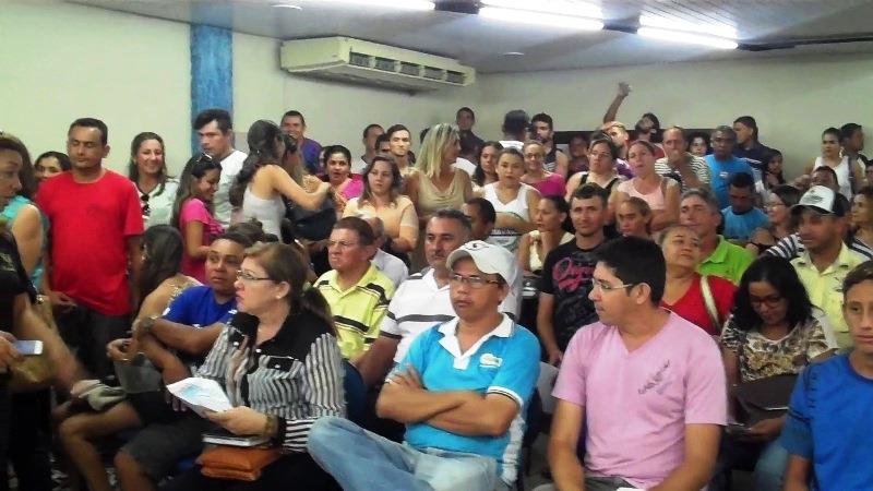 Projeto de periculosidade é finalmente aprovado e servidores lotam Câmara de Iguatu