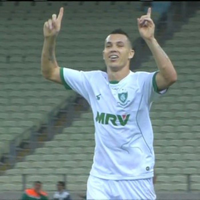 Marcelo Toscano comemora gol marcado contra o Ceará (Foto: Reprodução/Premiere)