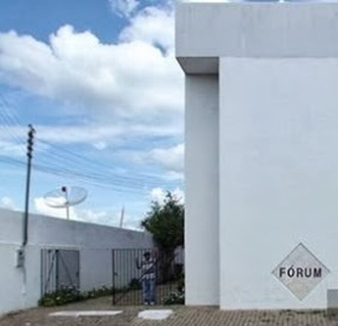 Fórum de Catarina - Foto - Arquivo Blog do Diomar Araujo