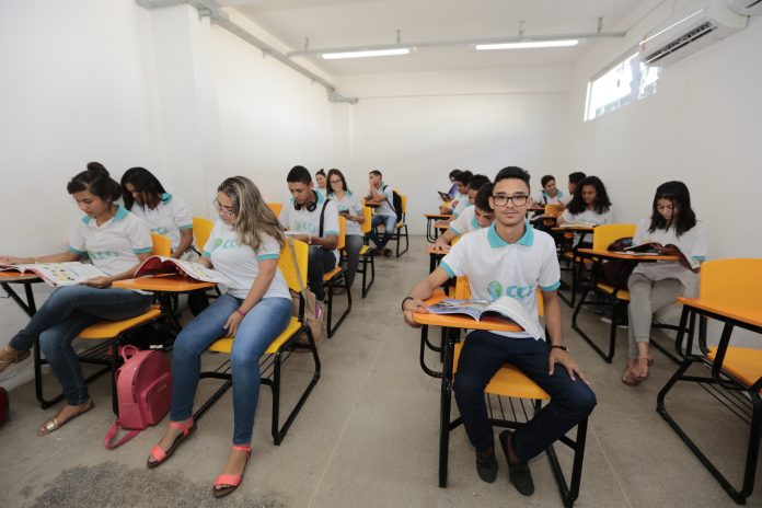CENTRO CEARENSE DE IDIOMAS JUAZEIRO DO NORTE ALUNO